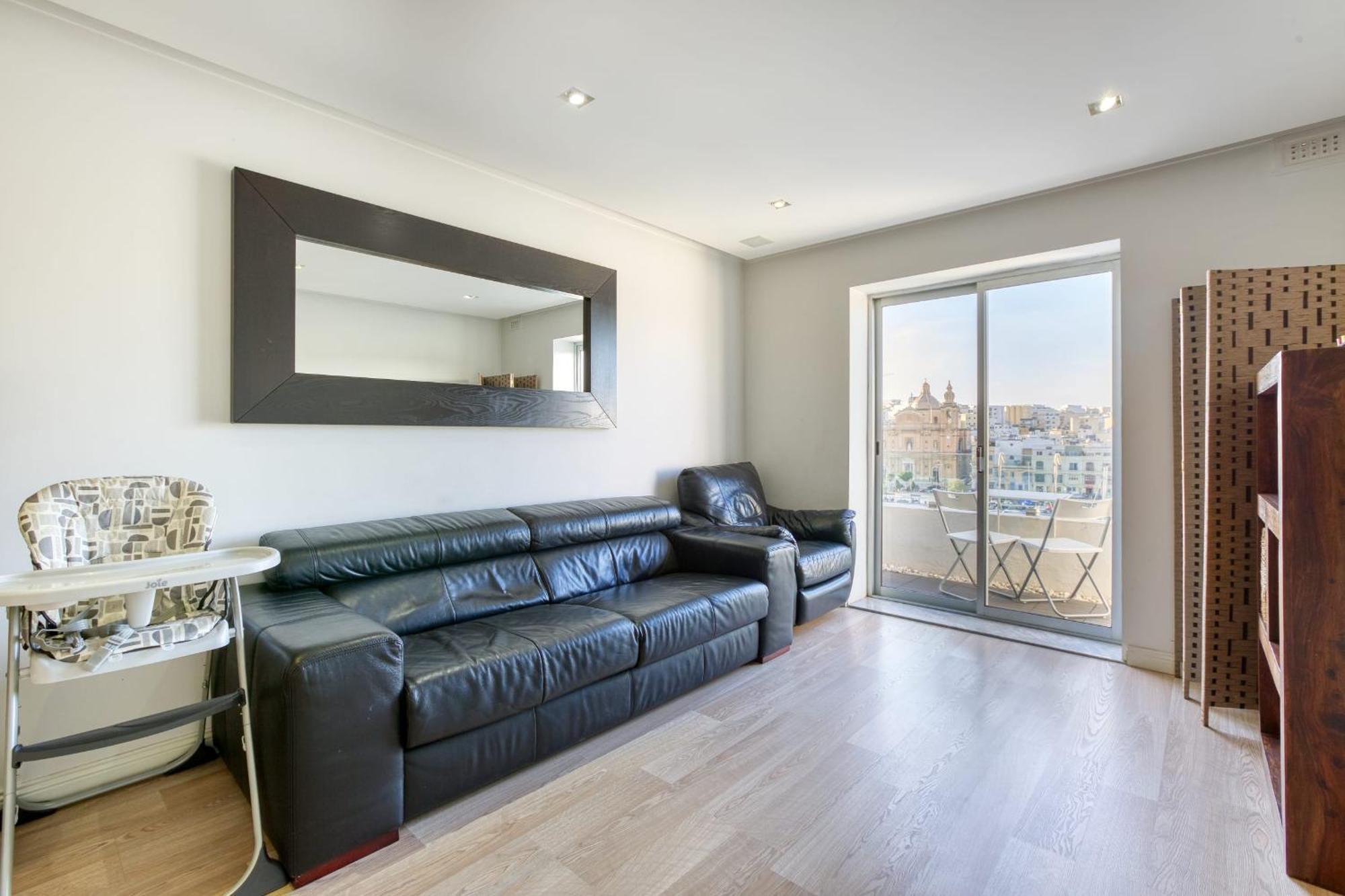Seafront Apartment-Hosted By Sweetstay Pietà Exteriör bild