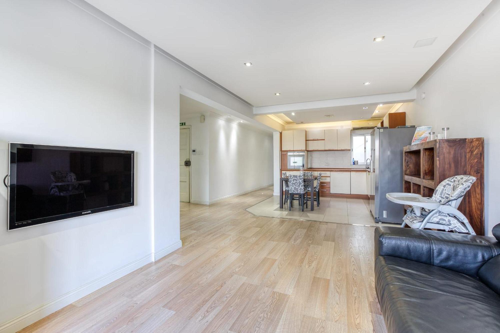 Seafront Apartment-Hosted By Sweetstay Pietà Exteriör bild